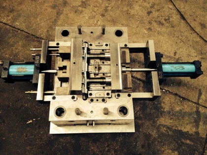 E/F Tapping Tee Mould
